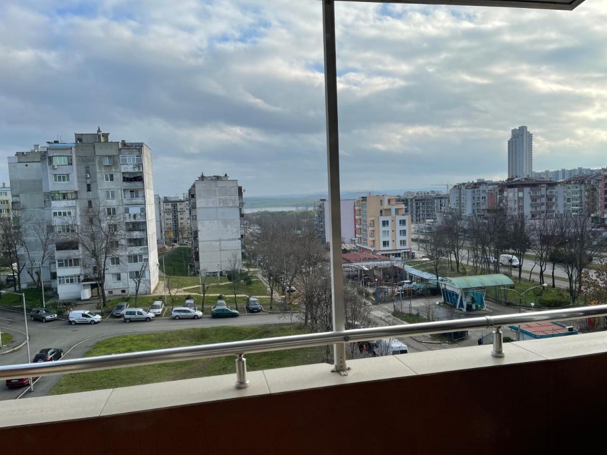 Dety'S Apartment Μπουργκάς Εξωτερικό φωτογραφία